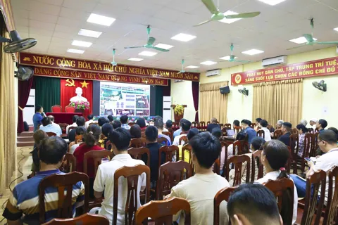 Thường Tín lấy ý kiến xây dựng khu TĐC liên quan đến đường sắt tốc độ cao trên trục Bắc - Nam