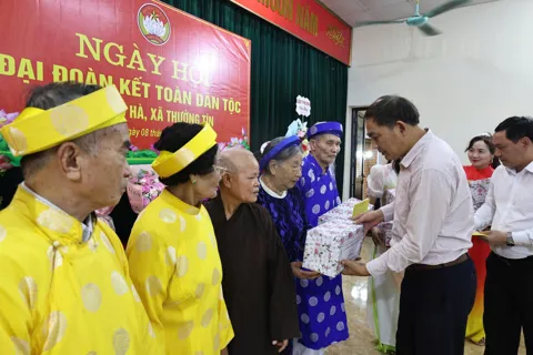 Phát huy truyền thống đoàn kết, góp phần xây dựng xã Thường Tín ngày càng văn minh, giàu đẹp