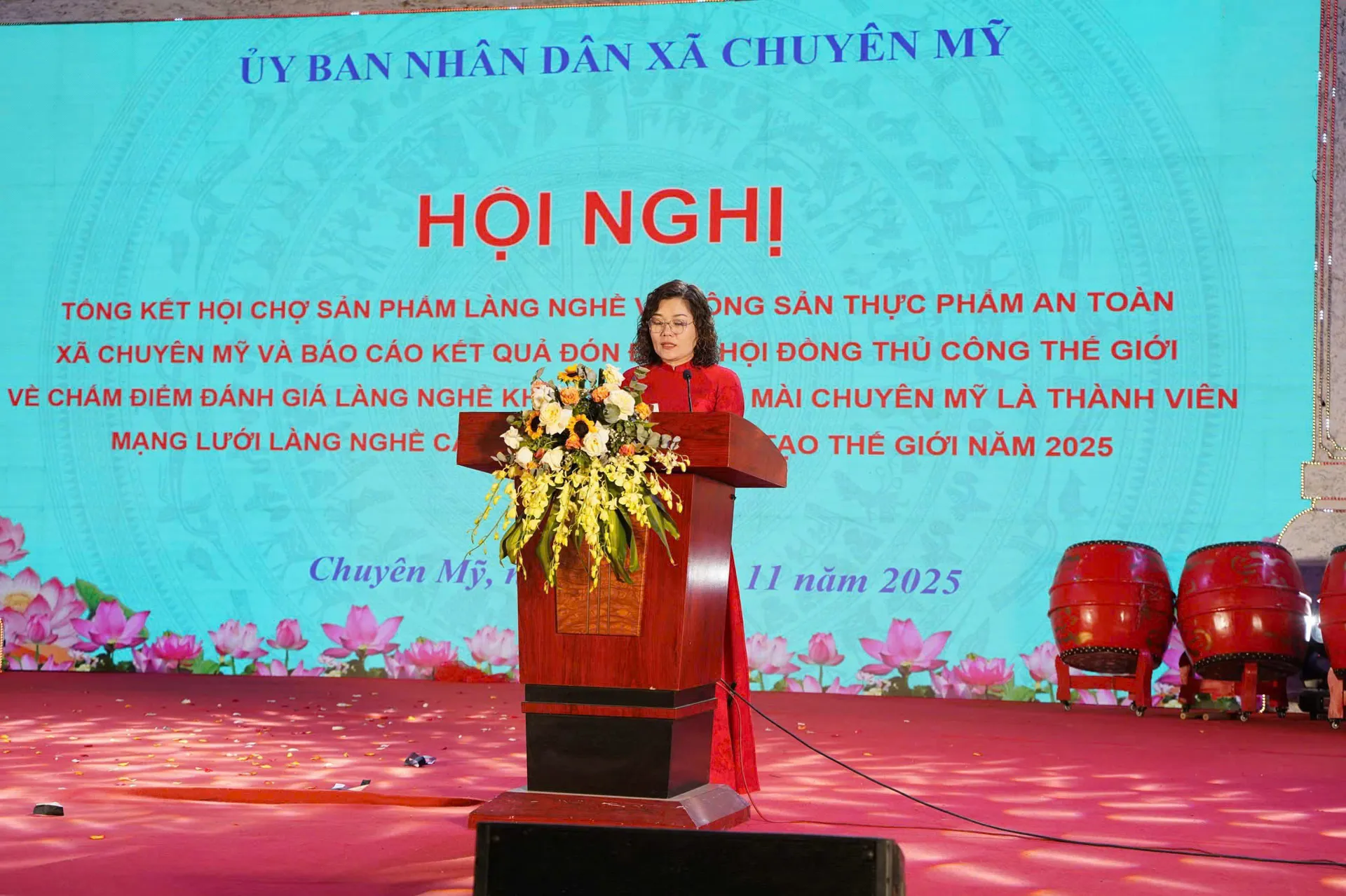 Xã Chuyên Mỹ tổng kết hội chợ sản phẩm làng nghề và nông sản thực phẩm an toàn năm 2025