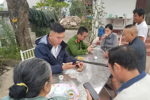 Xã Chương Dương ra quân 60 ngày đêm làm sạch dữ liệu đăng ký phương tiện và giấy phép lái xe