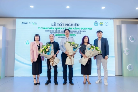 184 nhà phân phối Amway hoàn tất khóa đào tạo tư vấn viên quản lý cân nặng bodykey 2024