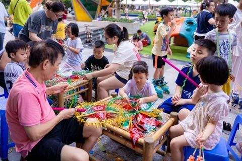 Náo nức Đêm hội trăng rằm 2025 tại Goldmark City