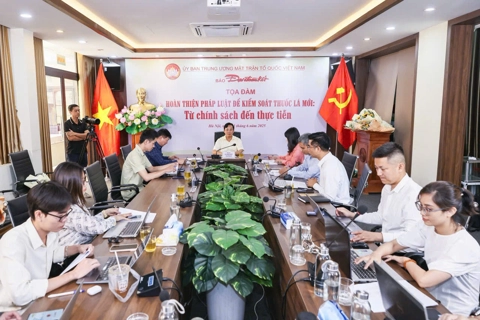Cần hoàn thiện chính sách để kiểm soát hiệu quả thuốc lá mới