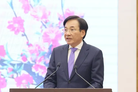 Giữ vững ổn định kinh tế vĩ mô, phấn đấu tăng trưởng 2 con số trong năm 2026