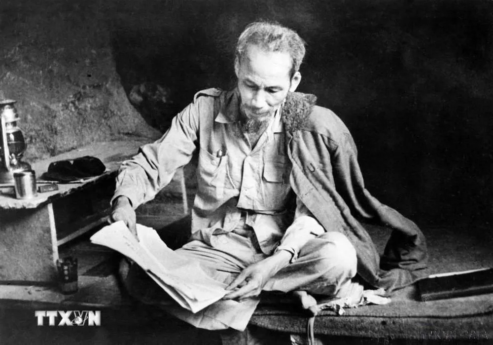 Chủ tịch Hồ Chí Minh - người sáng lập và xây dựng nền báo chí cách mạng Việt Nam