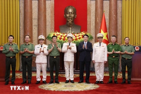 Trao quyết định thăng cấp bậc hàm Thượng tướng cho lãnh đạo Bộ Công an