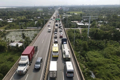 Triển khai mở rộng đoạn cao tốc TP Hồ Chí Minh - Long Thành theo công trình khẩn cấp
