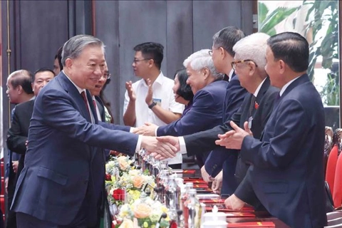 Tổng Bí thư chủ trì buổi gặp mặt các đồng chí nguyên lãnh đạo Đảng, Nhà nước