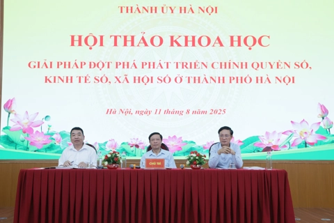 Các chuyên gia bàn giải pháp đột phá phát triển chính quyền số, kinh tế số, xã hội số Hà Nội