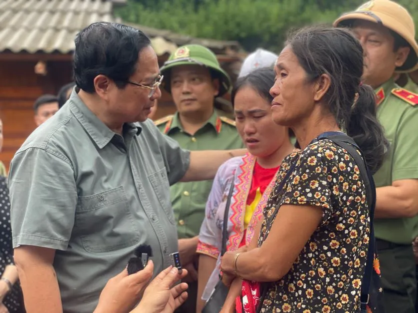 Thủ tướng tới Điện Biên, thăm hỏi người dân, chỉ đạo khắc phục hậu quả thiên tai nặng nề