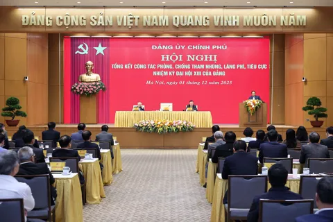 Thủ tướng: Phòng, chống tham nhũng, lãng phí, tiêu cực là nhiệm vụ trọng tâm, cấp bách, thường xuyên, liên tục, sống còn
