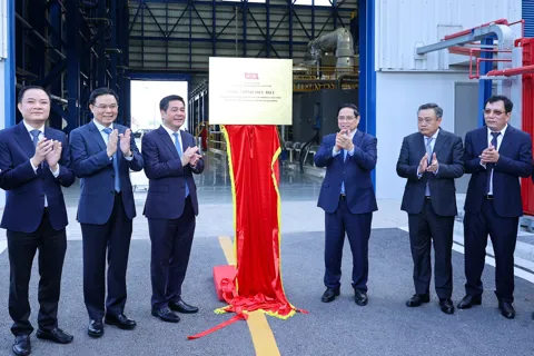 Thủ tướng khánh thành nhà máy điện LNG đầu tiên của Việt Nam – dự án kiểu mẫu, tiêu biểu về nhiều mặt