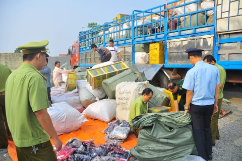 Thành lập Tổ công tác về cao điểm đấu tranh ngăn chặn, đẩy lùi tội phạm buôn lậu, gian lận thương mại, hàng giả

