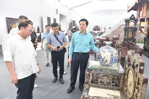 Khu trưng bày ngoài trời Triển lãm thành tựu Đất nước phải đặc sắc, điển hình, tiêu biểu