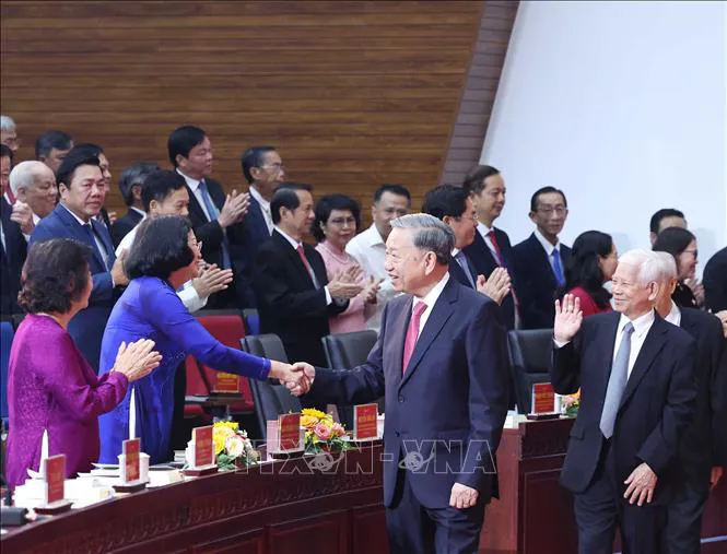 Lãnh đạo Đảng, Nhà nước dự Lễ công bố các nghị quyết, quyết định sáp nhập đơn vị hành chính