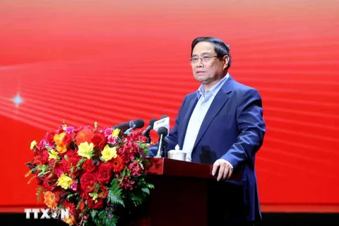 Thủ tướng: Ngành ngân hàng bảo đảm tăng trưởng tín dụng đúng và trúng