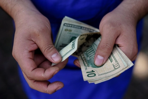 Tỷ giá USD hôm nay 3/6/2025: đồng loạt giảm, chỉ số USD về mức 98,71
