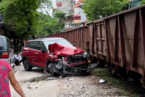 Xử lý triệt để điểm đen, điểm tiềm ẩn tai nạn giao thông đường sắt
