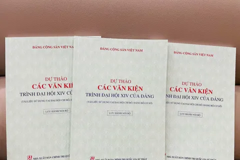 Góp ý dự thảo các văn kiện trình Đại hội XIV của Đảng: Làm cho ý Đảng hợp với lòng dân