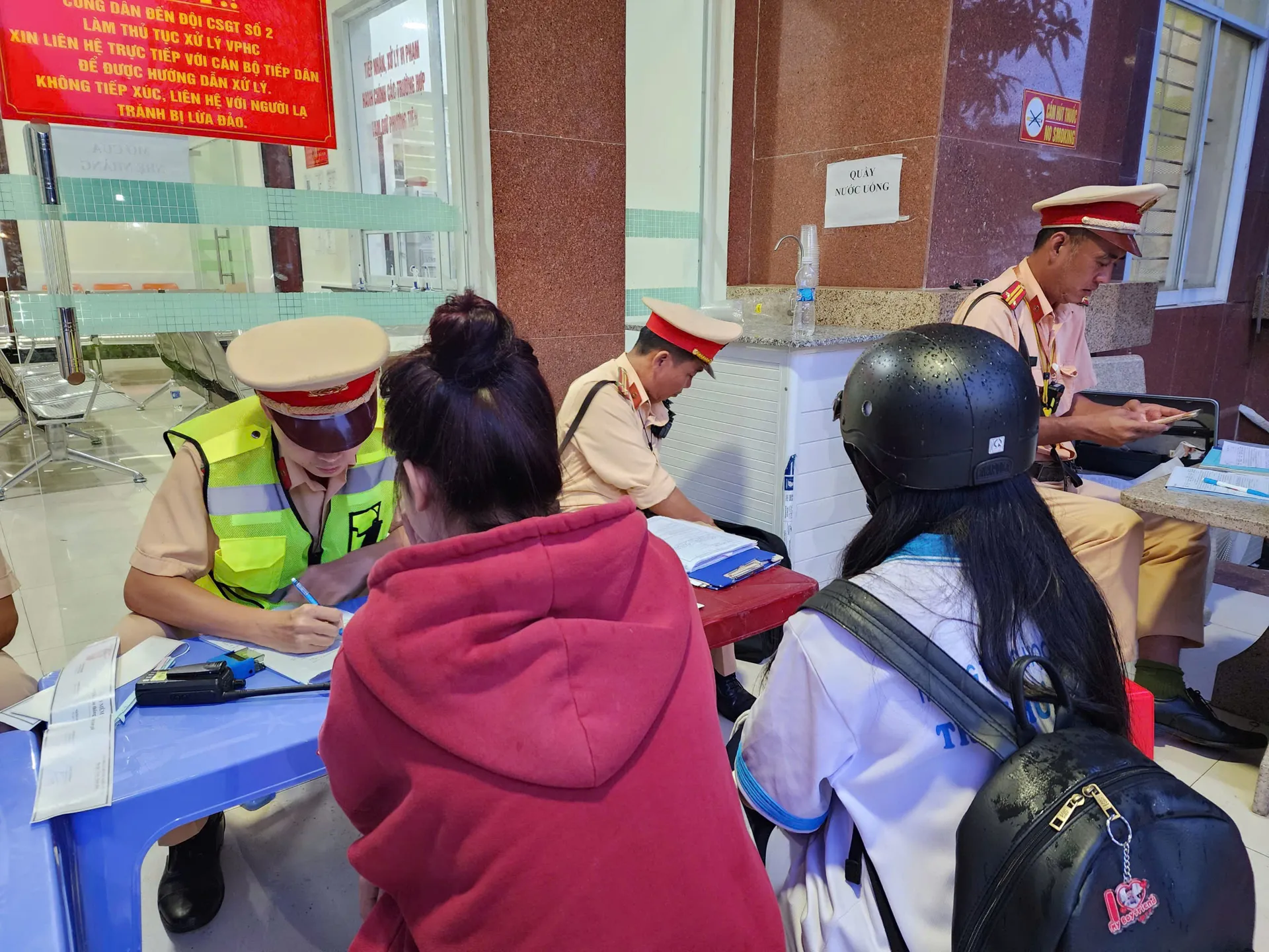 TP Hồ Chí Minh: cảnh báo tình trạng vi phạm pháp luật về trật tự an toàn giao thông của học sinh, sinh viên