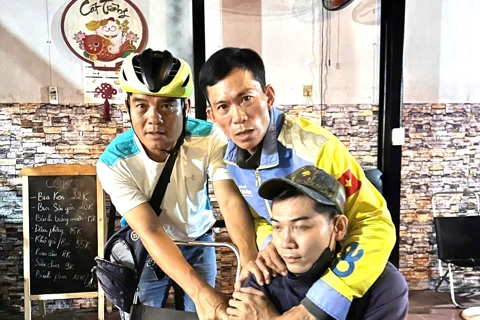 TP Hồ Chí Minh: bắt được kẻ tống tình, tiền đồng nghiệp bằng clip ân ái