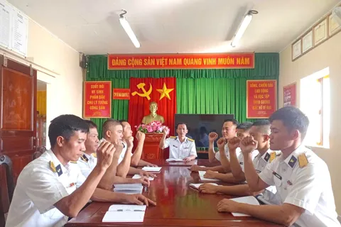 Vùng 2 Hải quân có Bí thư chi bộ Nhà giàn DK1 được Ban Tổ chức Trung ương tuyên dương