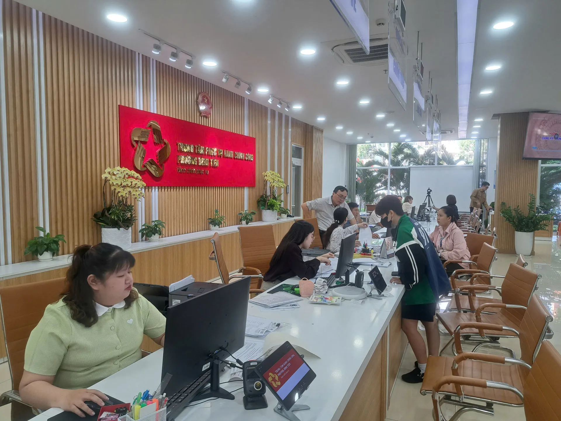 TP Hồ Chí Minh: những thuận lợi, khó khăn sau một tháng vận hành chính quyền địa phương 2 cấp
