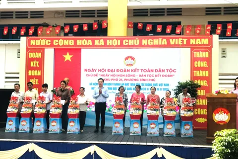 TP Hồ Chí Minh: nhiều địa phương tổ chức “Ngày hội non sông – Dân tộc kết đoàn”
