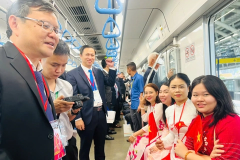 Khuyến khích khu vực kinh tế tư nhân tham gia các dự án metro