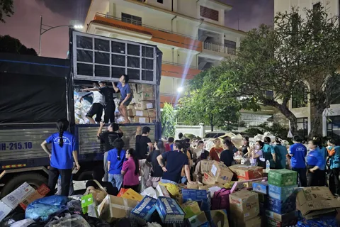 TP Hồ Chí Minh tiếp tục hỗ trợ Đắk Lắk, cứu trợ Lâm Đồng 125 tấn hàng hóa