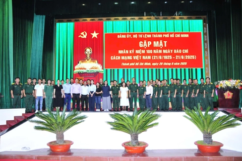 Bộ Tư lệnh TP Hồ Chí Minh chúc mừng ngày Báo chí cách mạng Việt Nam