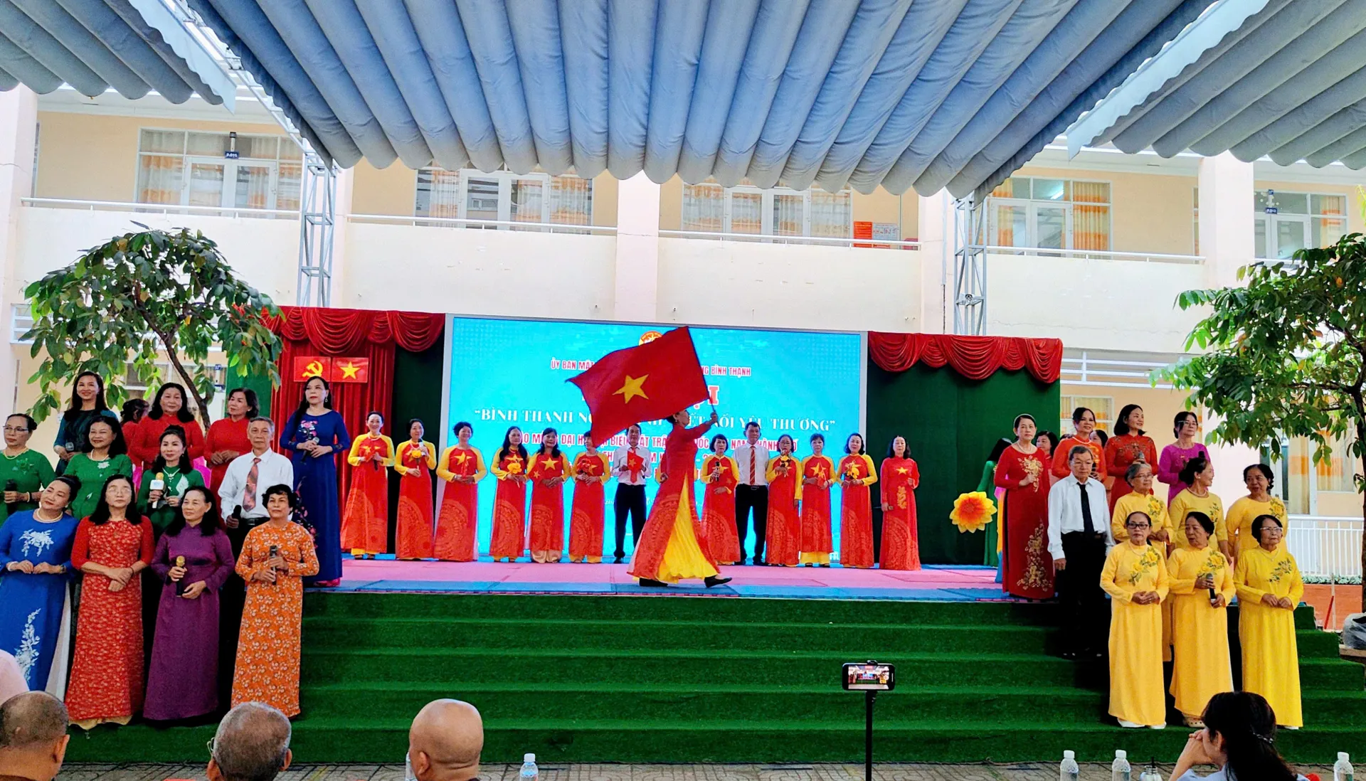 Ngày hội “Bình Thạnh nghĩa tình – Kết nối yêu thương” vận động được hơn 1,6 tỷ đồng