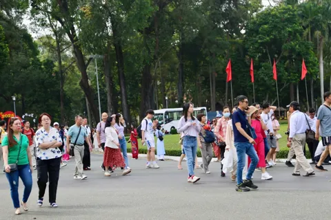 TP Hồ Chí Minh: hỗ trợ doanh nghiệp du lịch đón đoàn tối thiểu 100 khách