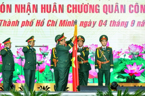 Bộ Tư lệnh TP Hồ Chí Minh xứng danh Bộ đội Cụ Hồ