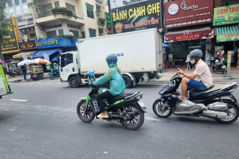 TP Hồ Chí Minh sẽ chuyển đổi khoảng 400.000 xe máy chạy bằng xăng sang điện