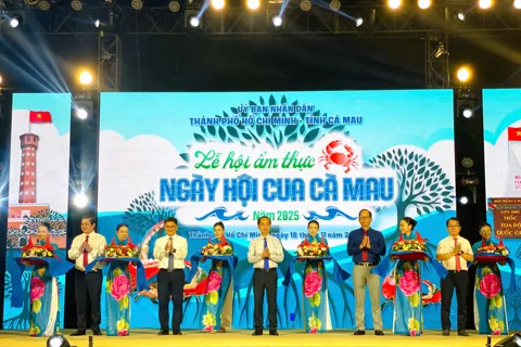 TP Hồ Chí Minh khai mạc Ngày hội Cua Cà Mau năm 2025