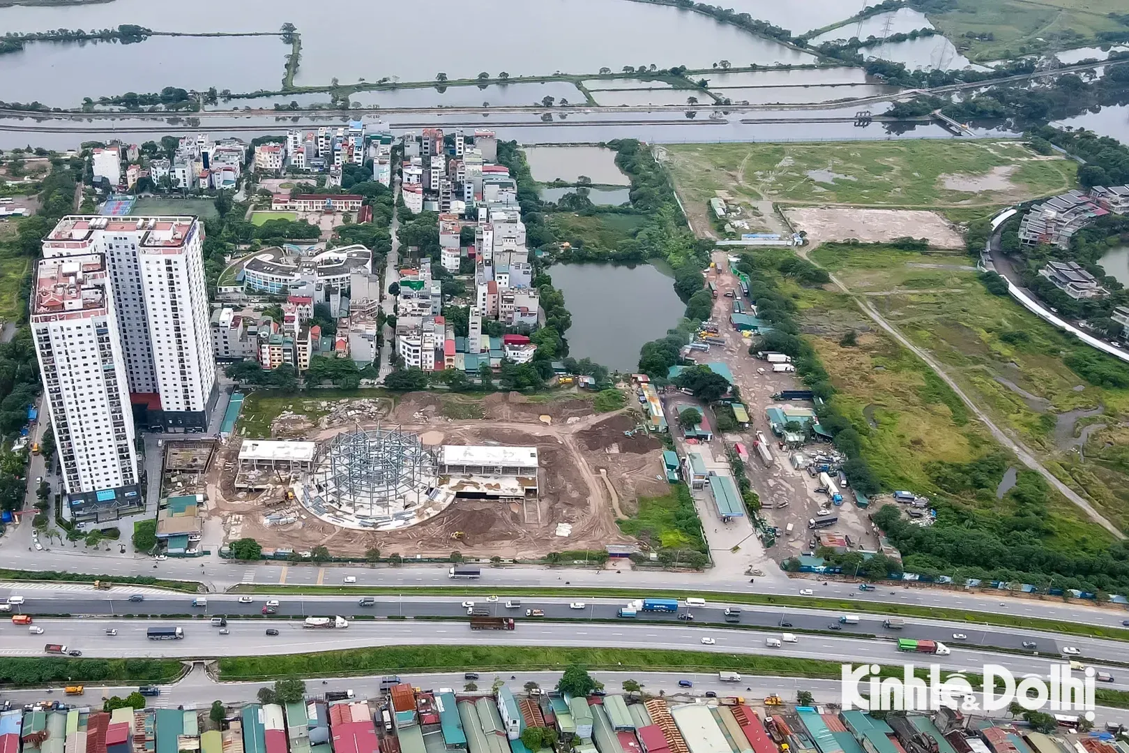 Bến xe khách Yên Sở dần lộ diện hình hài giữa cửa ngõ phía Nam Hà Nội