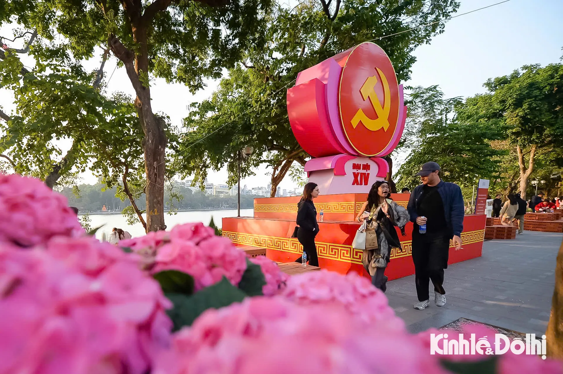 Las obras públicas alusivas al Congreso acrecientan las expectativas y la alegría por el inminente acontecimiento.