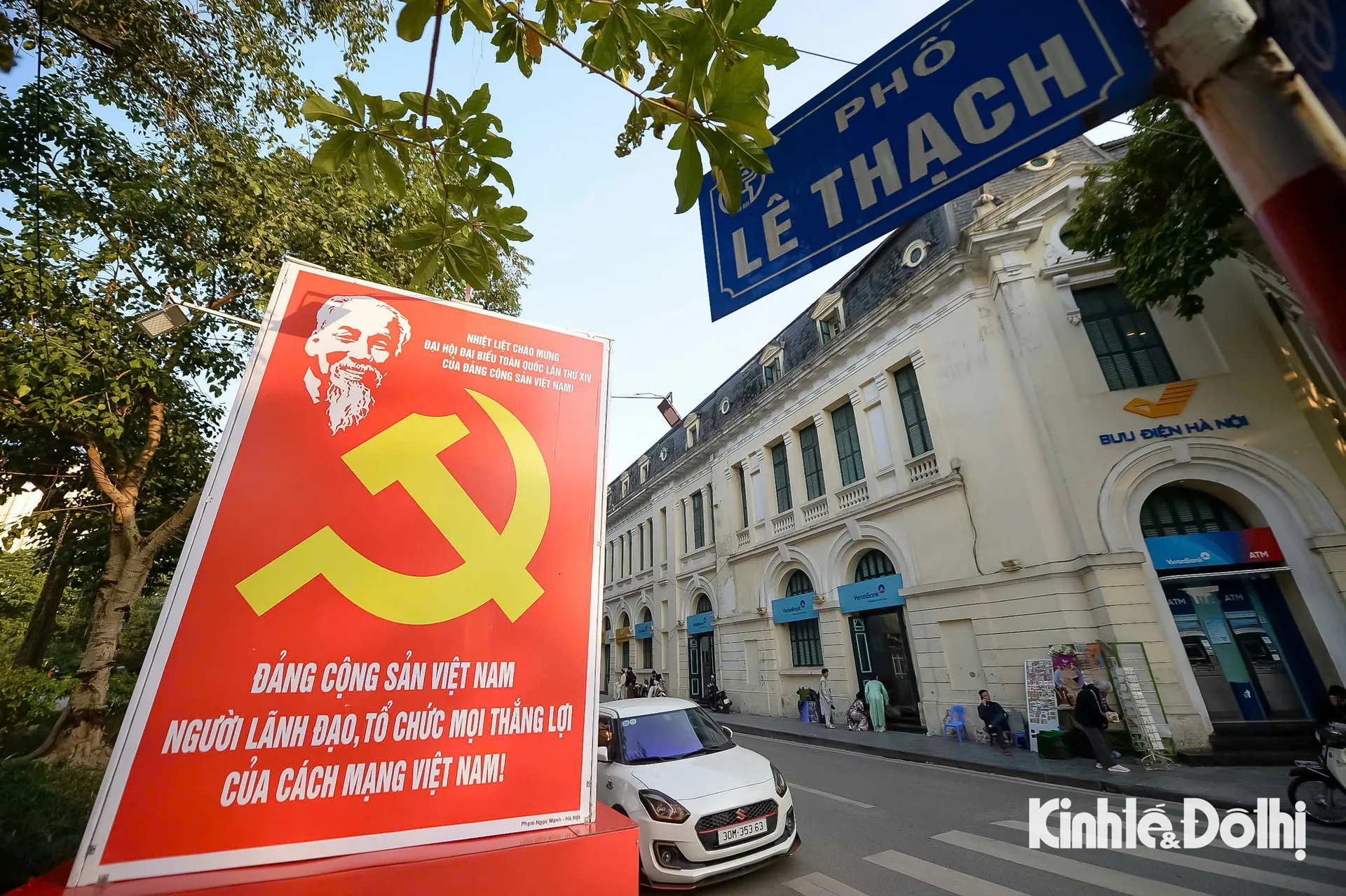 Vista de una avenida capitalina.