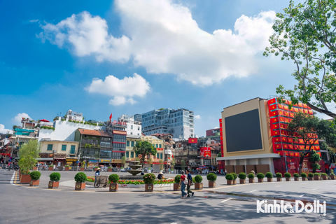 Diện mạo mới của quảng trường Đông Kinh Nghĩa Thục sau khi được chỉnh trang