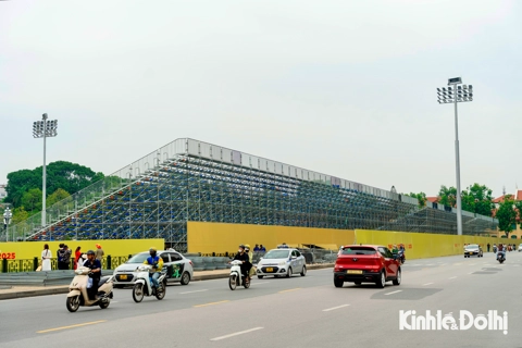 Cận cảnh khán đài 30.000 chỗ ngồi tại Quảng trường Ba Đình phục vụ lễ Quốc khánh 2/9