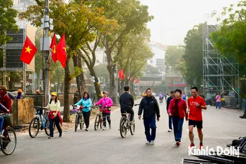 Hà Nội lắng đọng, bình yên ngày đầu năm mới 2026