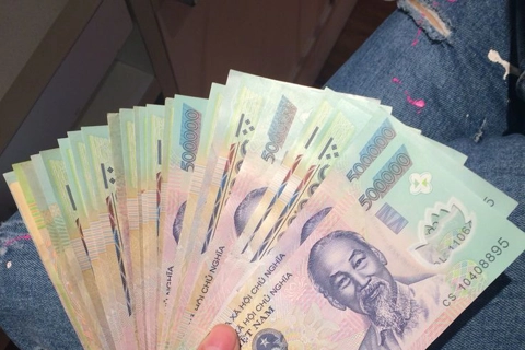 Chủ tịch Hội Phụ nữ xã lừa tiền của hơn 100 người dân
