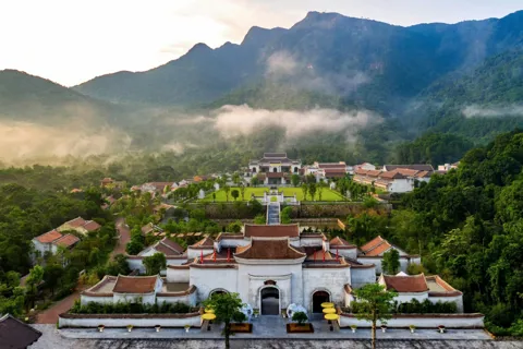 Quảng Ninh miễn phí vé trông giữ phương tiện tại Khu di tích danh thắng Yên Tử