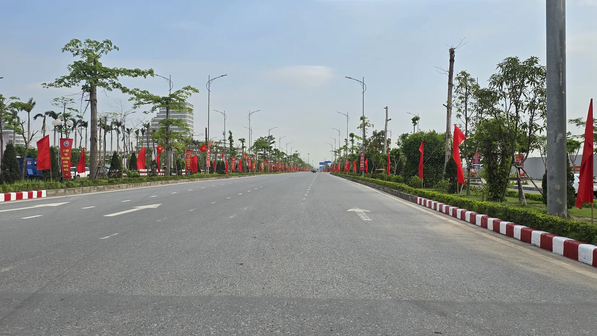 Hải Phòng gắn biển tuyến đường mang tên cố Tổng Bí thư Đỗ Mười
