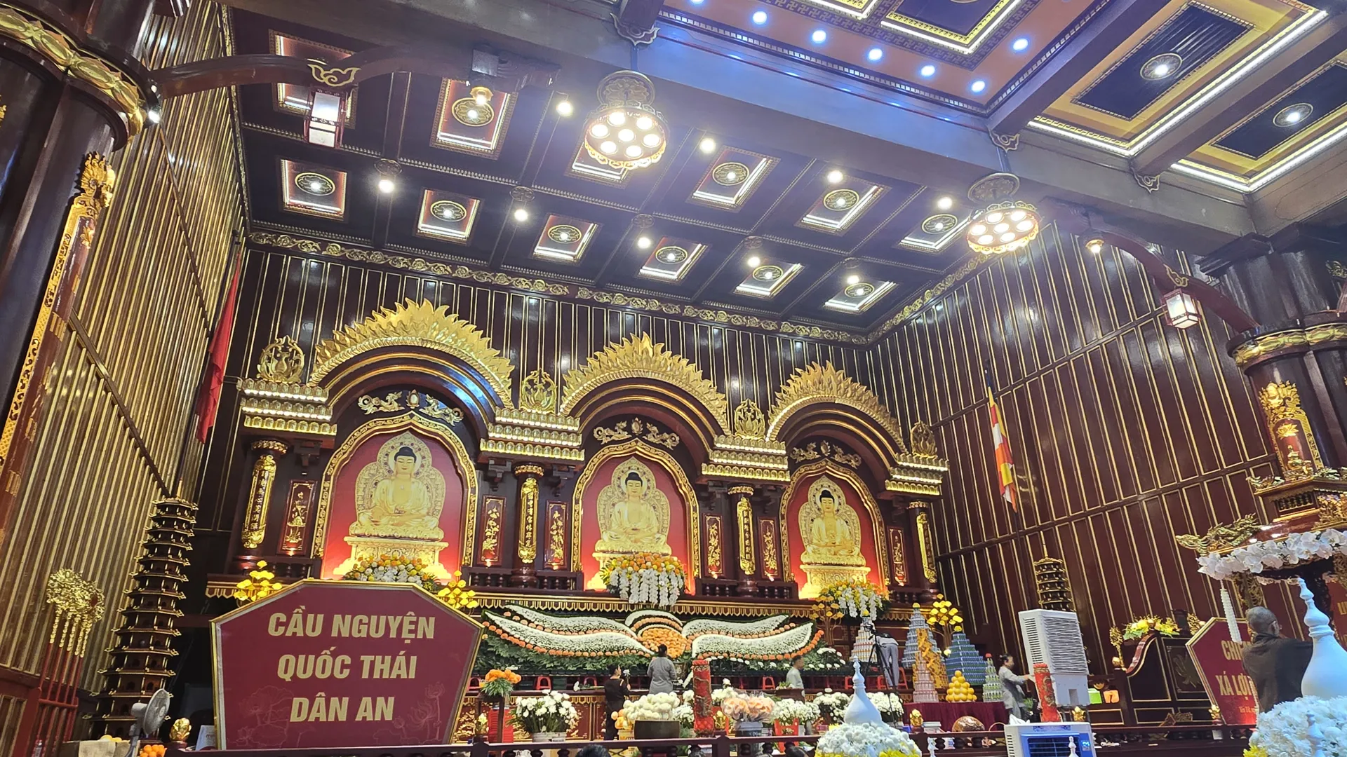 Quảng Ninh: chiêm bái Xá Lợi Đức Phật tại Yên Tử
