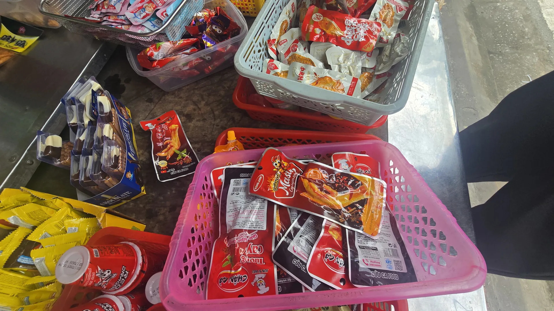 Hải Phòng: nhập nhèm thị trường hàng hoá cuối năm