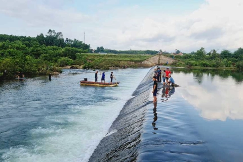 Quảng Ninh huy động lực lượng tìm kiếm 2 nạn nhân mất tích do lũ cuốn
