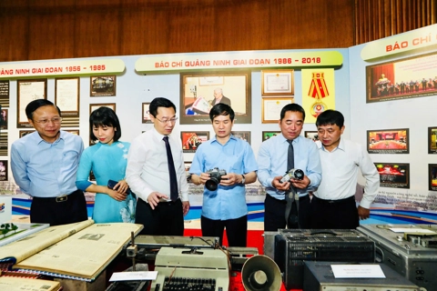 Quảng Ninh: khai mạc triển lãm kỷ niệm 100 năm Báo chí Cách mạng Việt Nam
