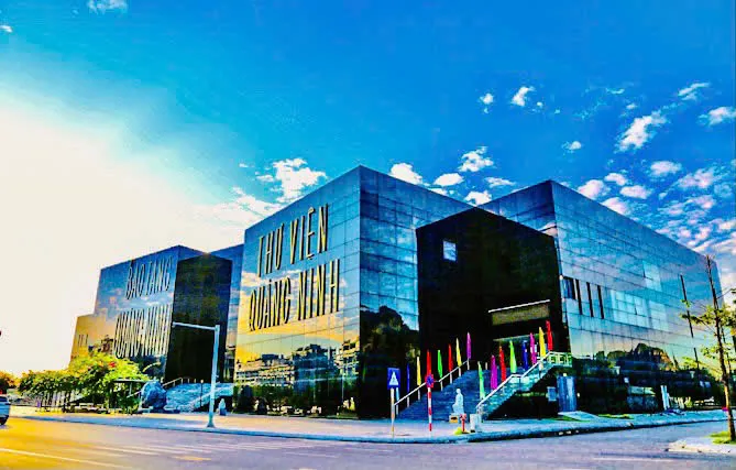 Bảo tàng - Thư viện tỉnh Quảng Ninh đón vị khách thứ 1 triệu trong năm 2025